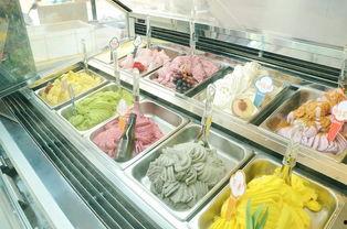 翻冰柜吃雪糕吃瓜,翻箱倒柜吃雪糕，夏日解暑新风尚